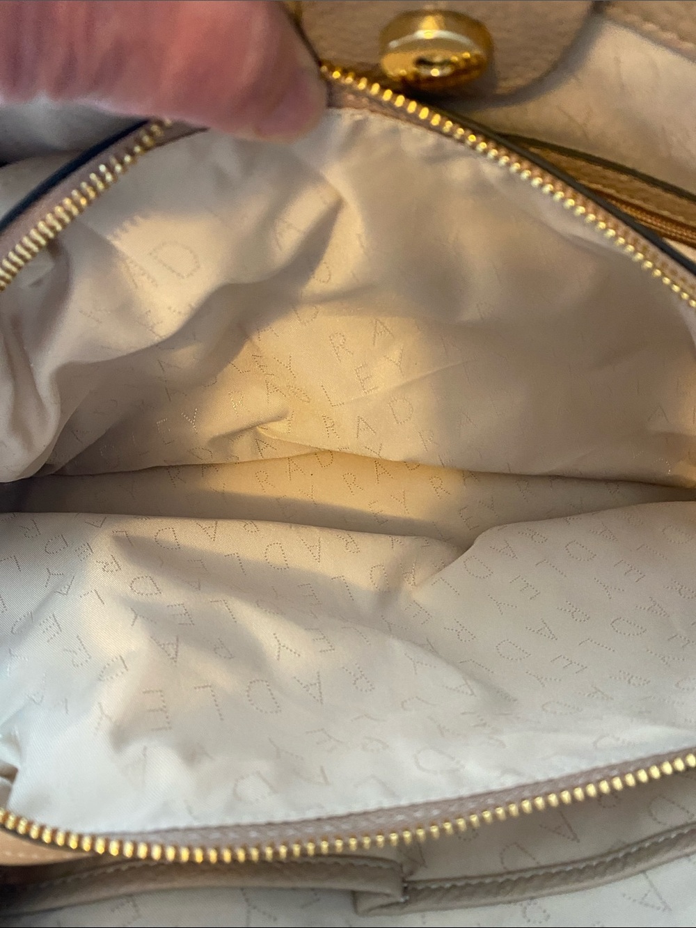 NWT RADLEY LONDON BAYLIS ROAD BEIGE LEATHER SHOULDER BAG - Picture 8 of 8
